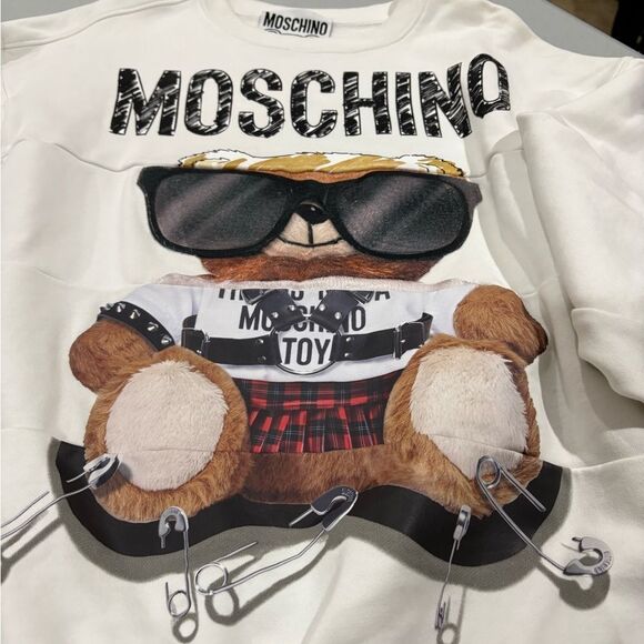 Moschino White Sweatshirt with Teddy Bear Graphic - Picture 5 of 8